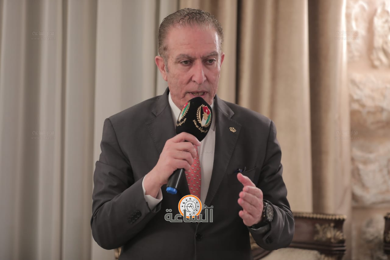 Madar Al-Saa Images 0.11173413835157597