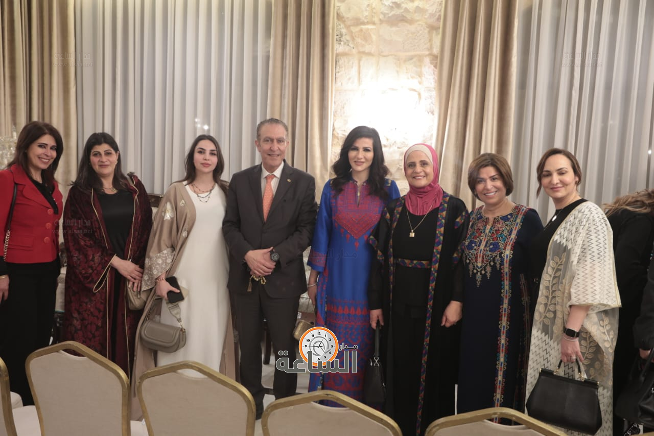 Madar Al-Saa Images 0.07021860540907121