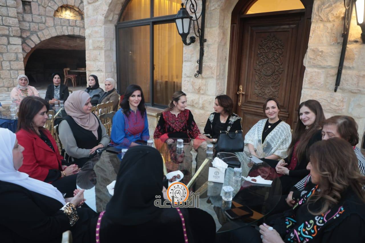 Madar Al-Saa Images 0.17479768987839872