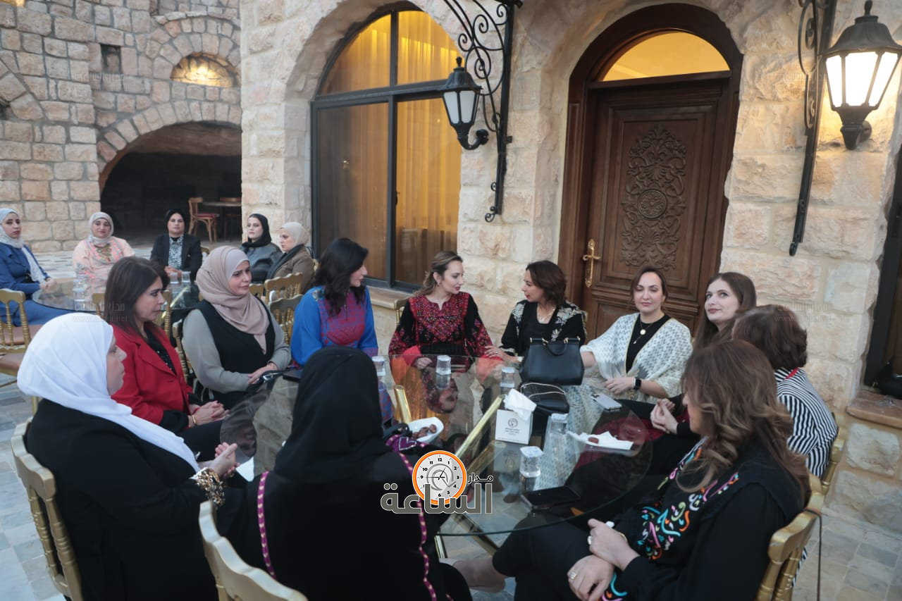 Madar Al-Saa Images 0.7426399251193987