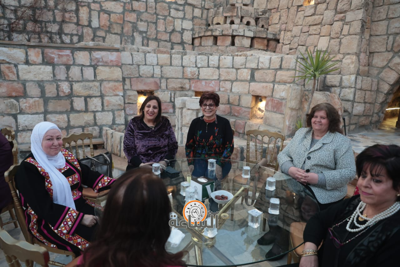 Madar Al-Saa Images 0.6506223711016841