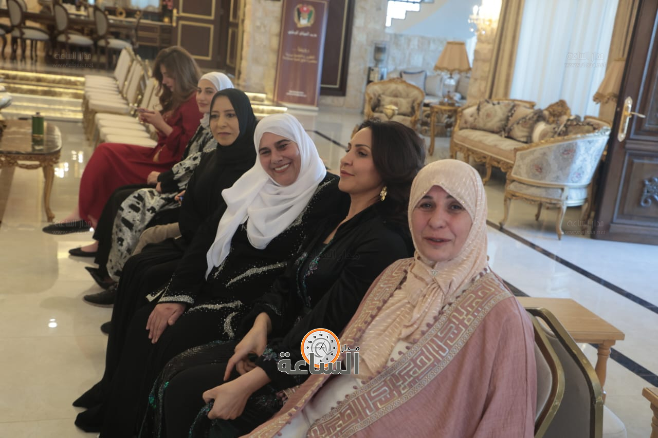 Madar Al-Saa Images 0.9001769815879579