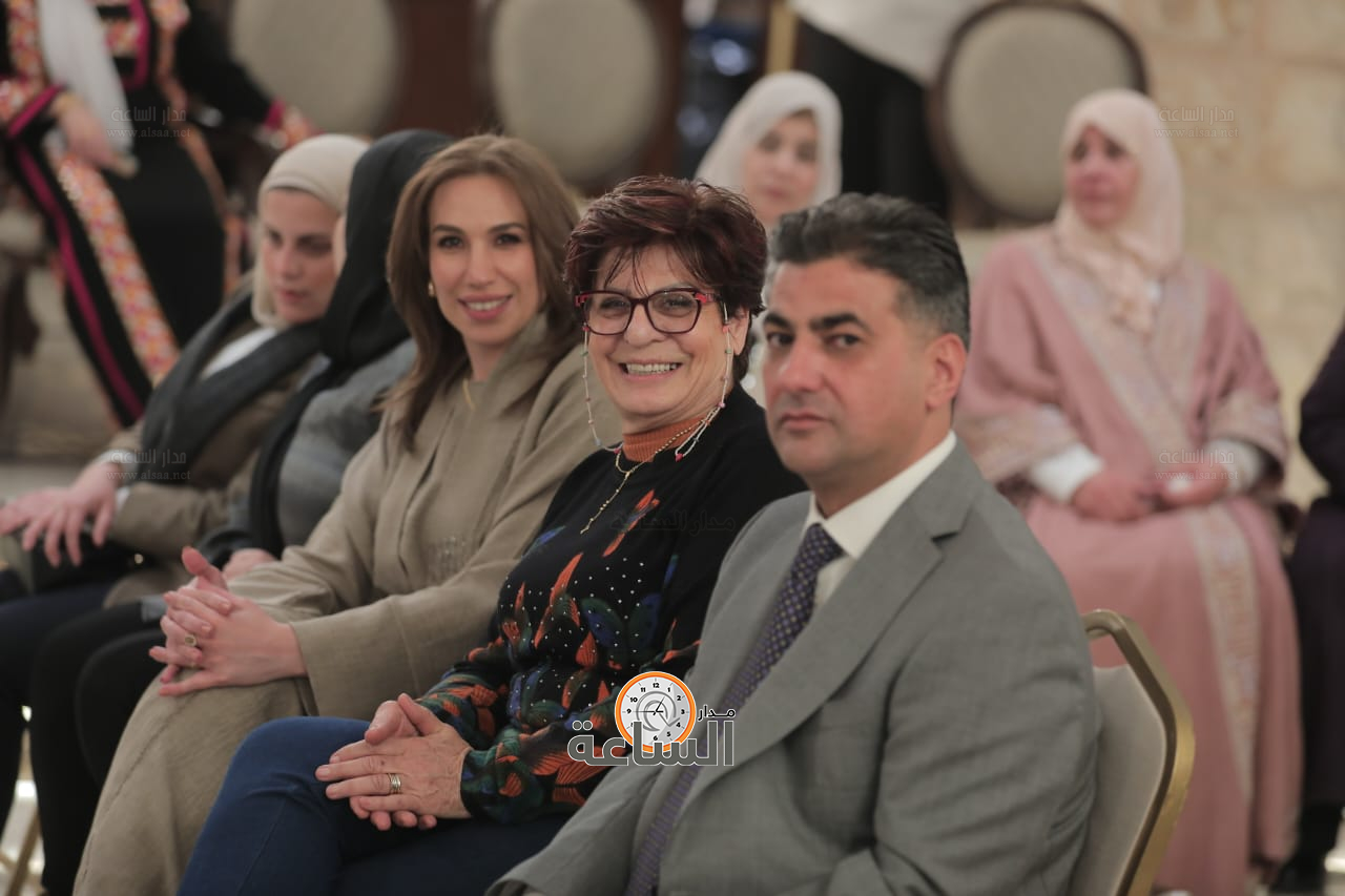 Madar Al-Saa Images 0.7464787844015697