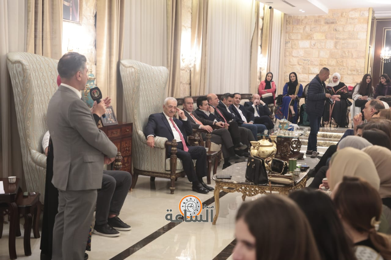 Madar Al-Saa Images 0.4466688848862417