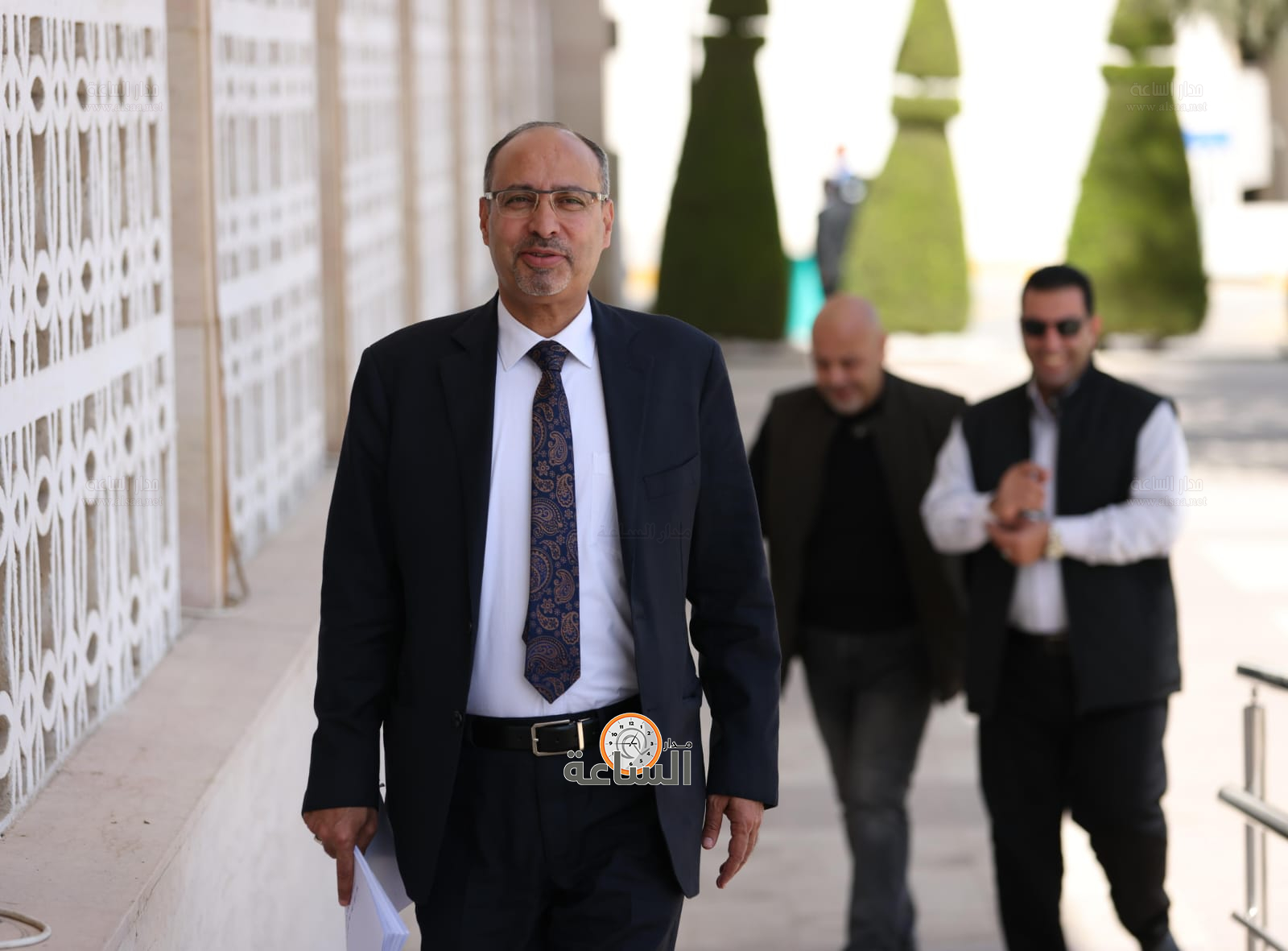 Madar Al-Saa Images 0.4905487600626923