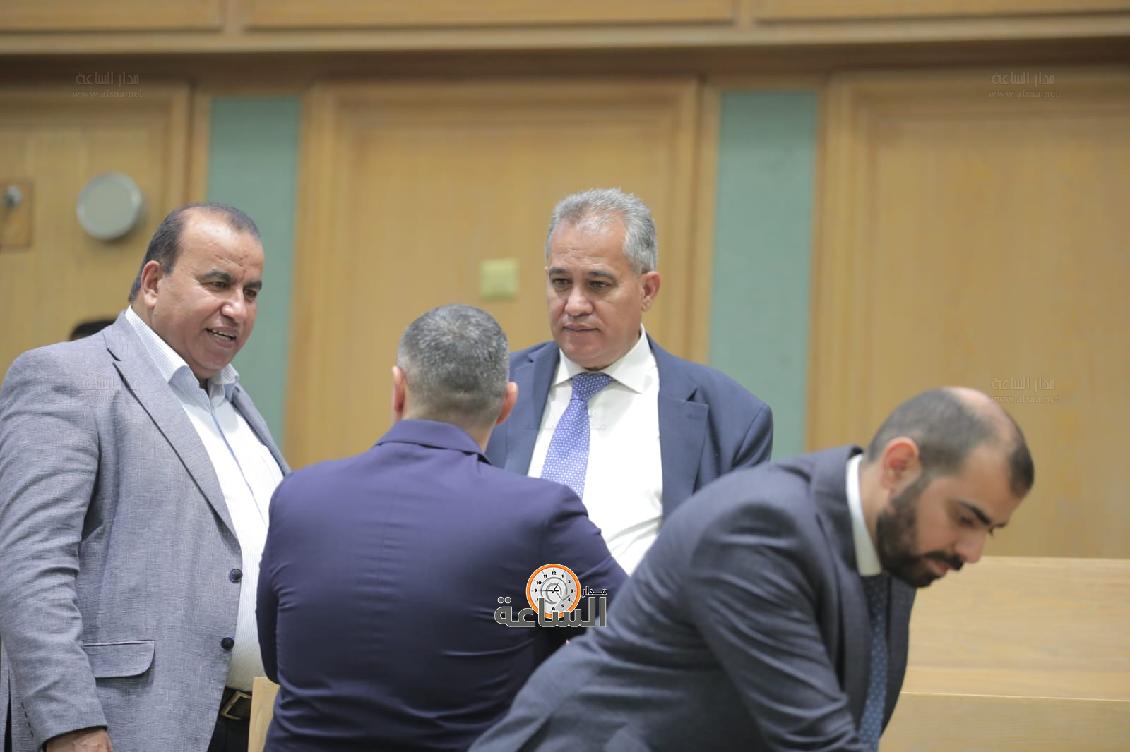 Madar Al-Saa Images 0.7995934190273379