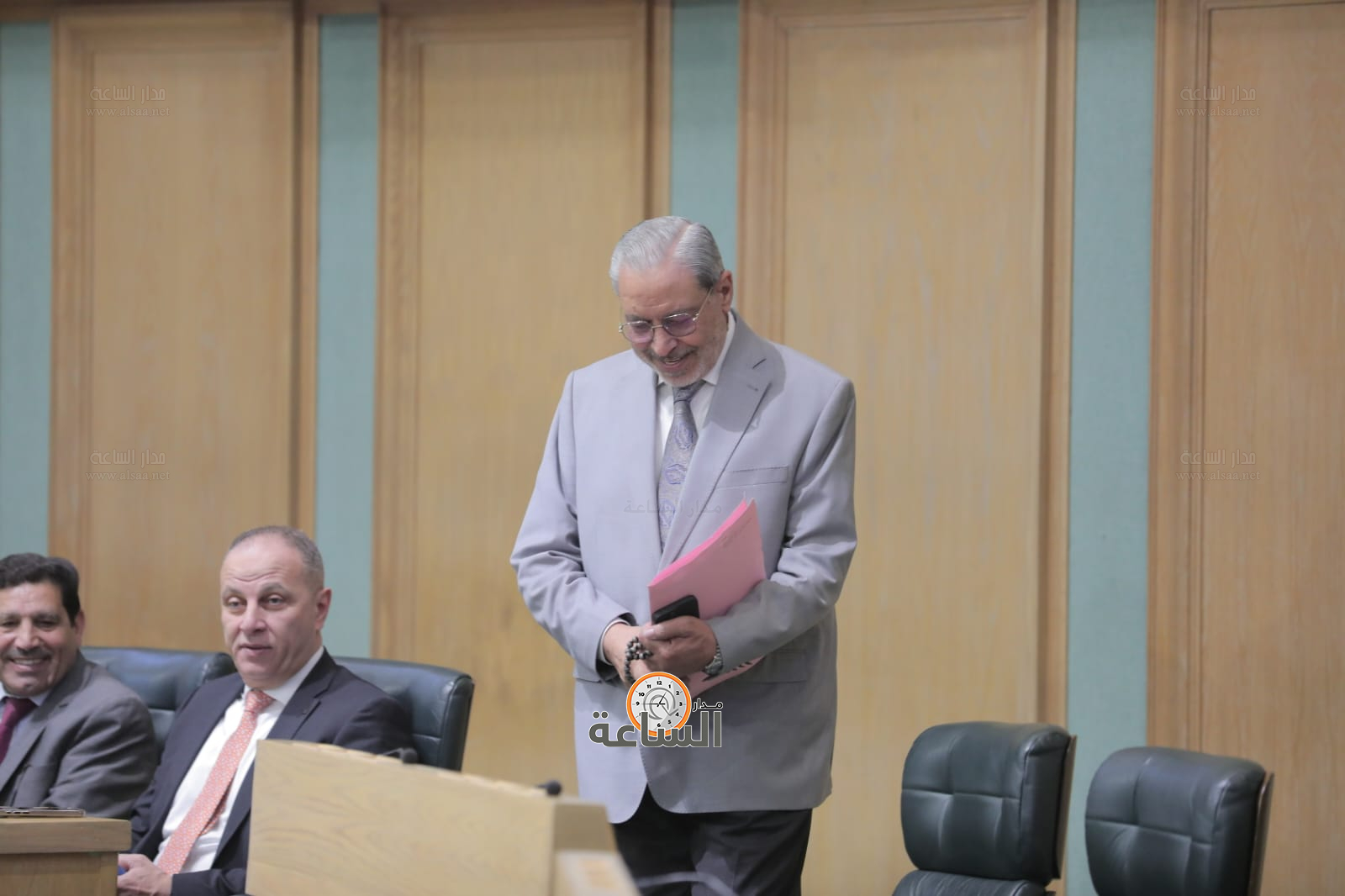 Madar Al-Saa Images 0.9955208051771416