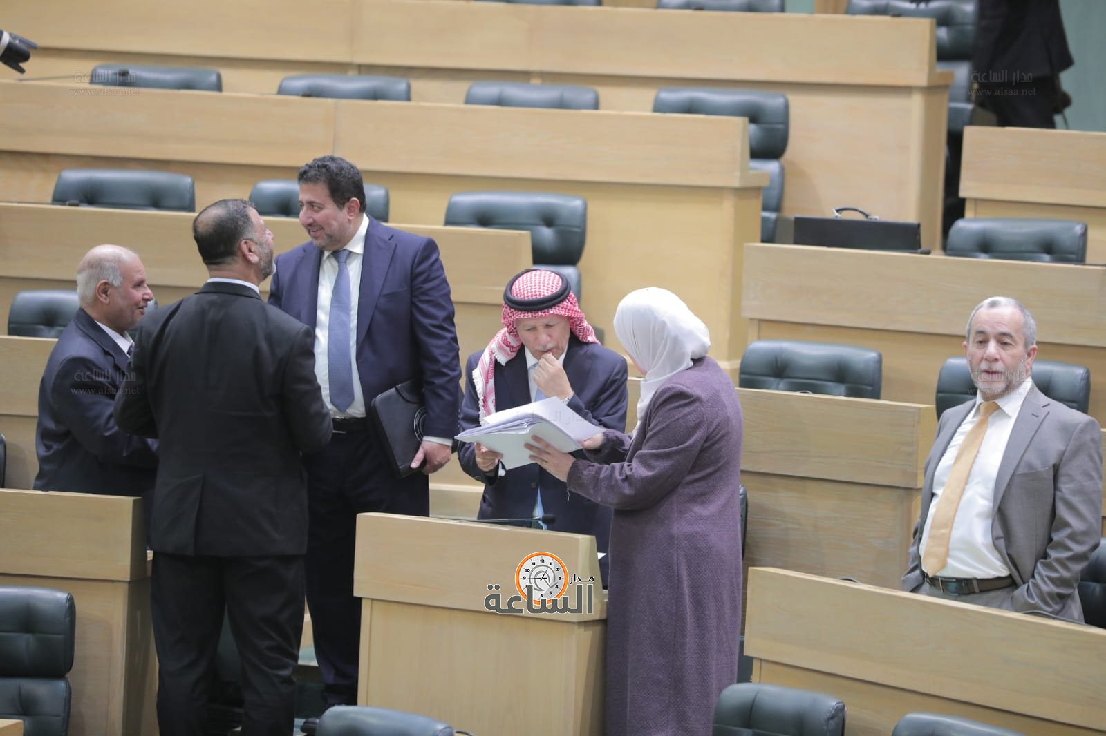 Madar Al-Saa Images 0.5878341161336929