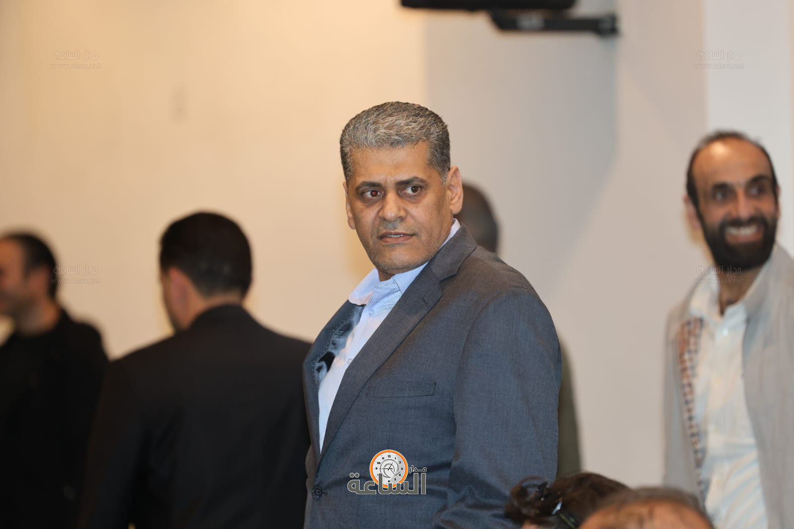 Madar Al-Saa Images 0.8667299070006687