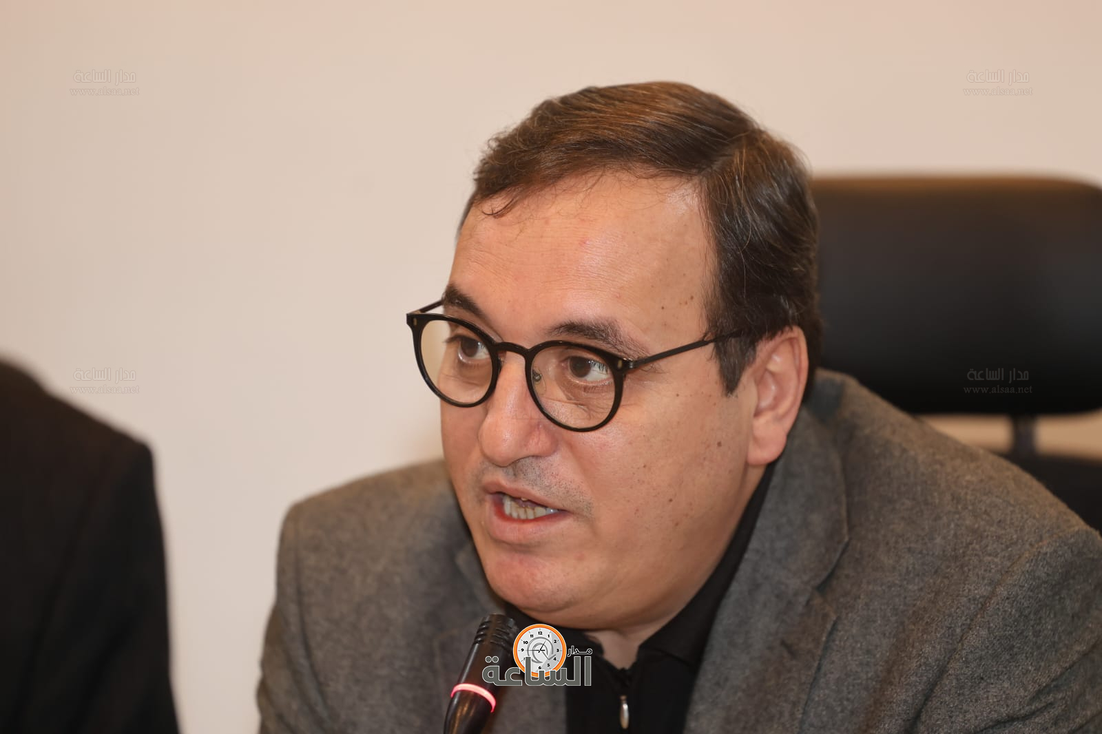 Madar Al-Saa Images 0.0170294326483158