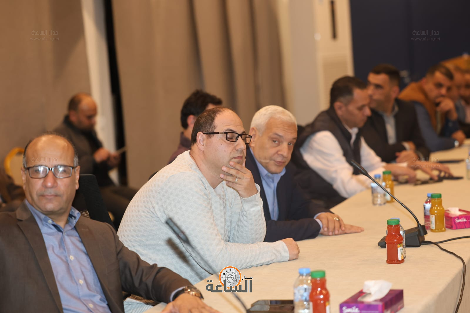 Madar Al-Saa Images 0.06514348761138944