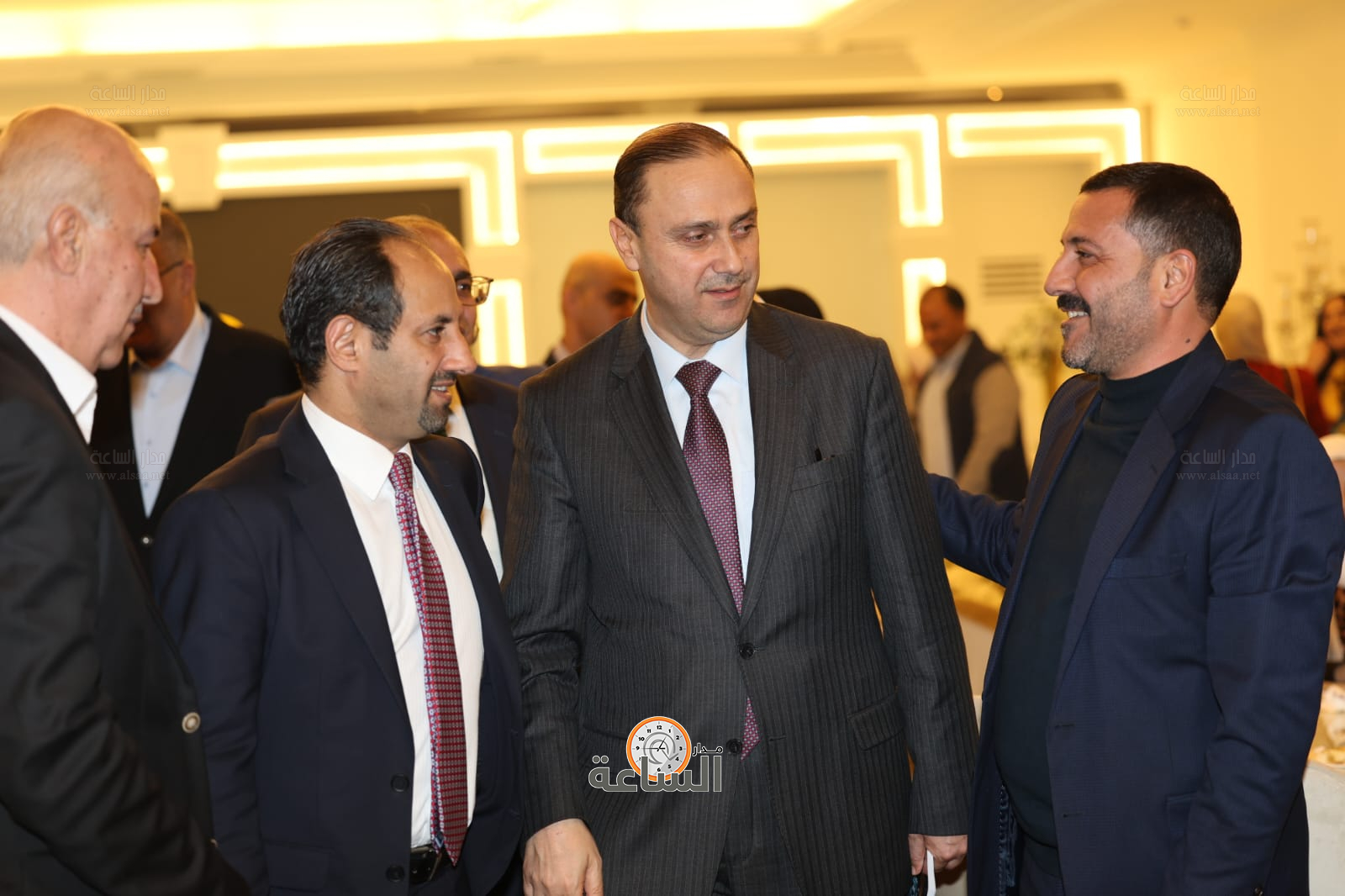 Madar Al-Saa Images 0.9266394875504604