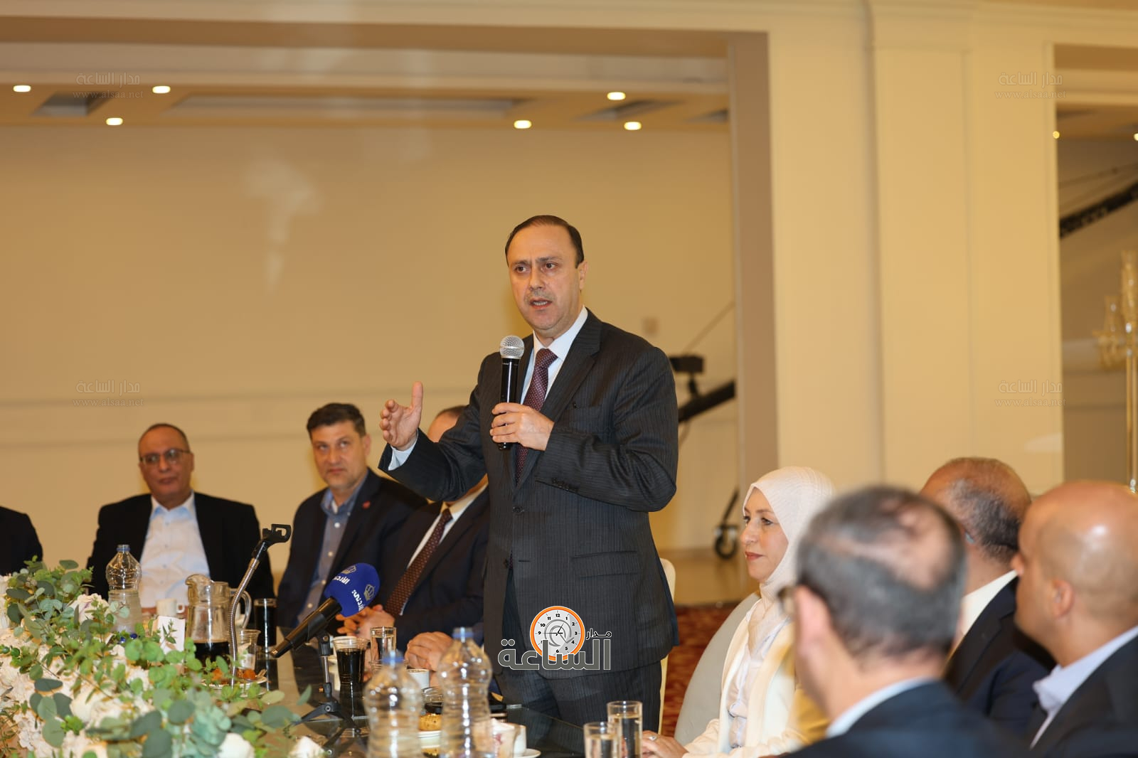 Madar Al-Saa Images 0.7471501926526136