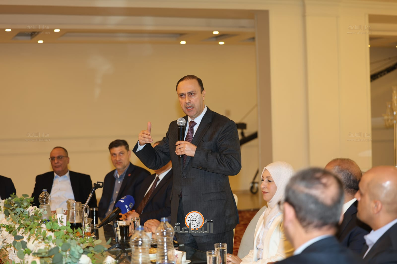 Madar Al-Saa Images 0.6100500909007072