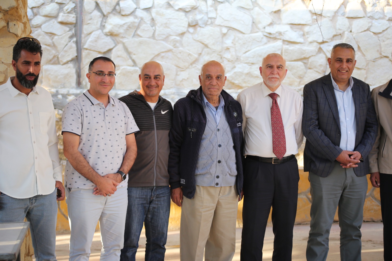 Madar Al-Saa Images 0.08810984461622873