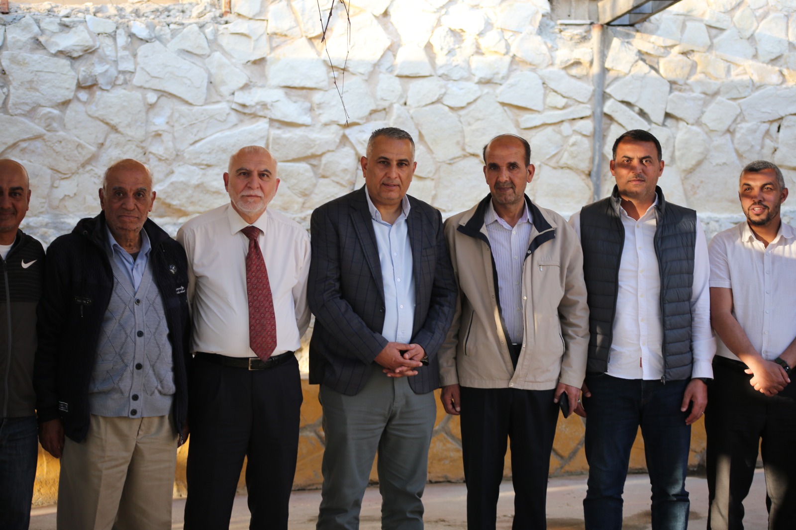 Madar Al-Saa Images 0.43196112170315737