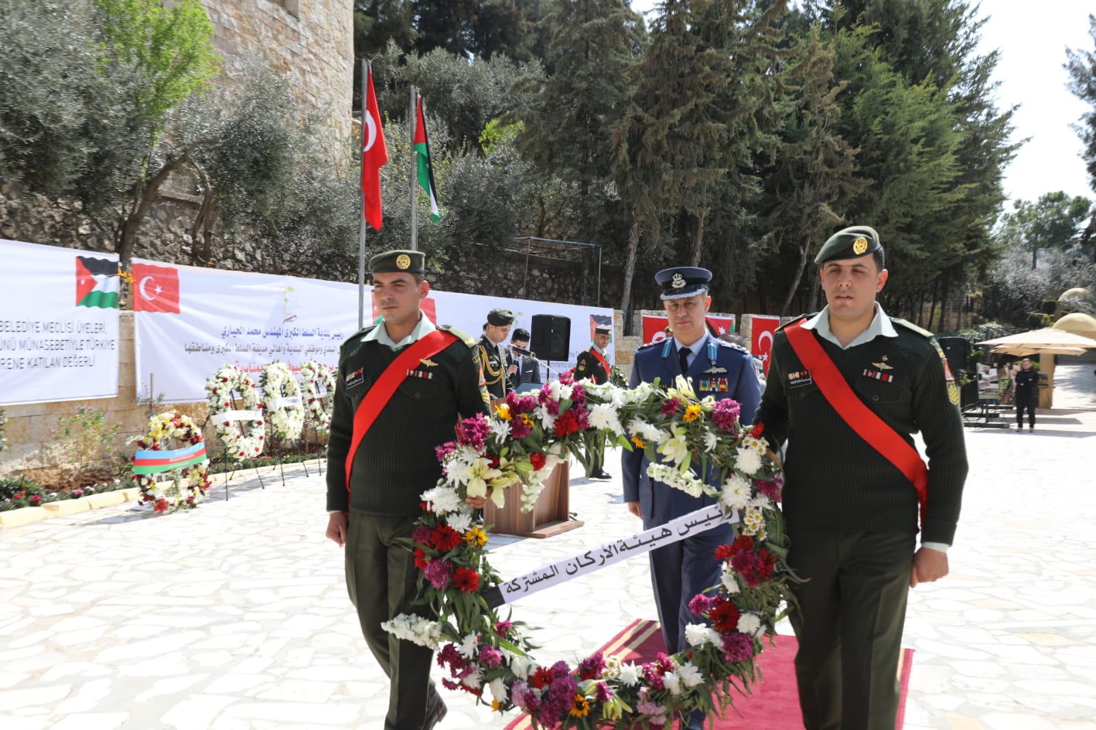 Madar Al-Saa Images 0.6887239574355788