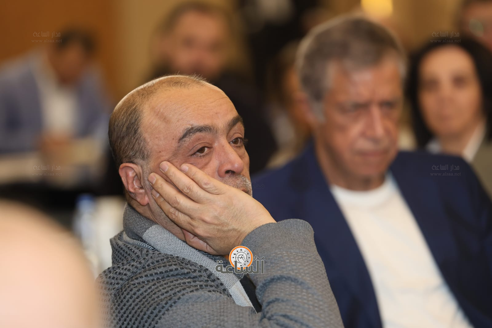 Madar Al-Saa Images 0.5454194303126514