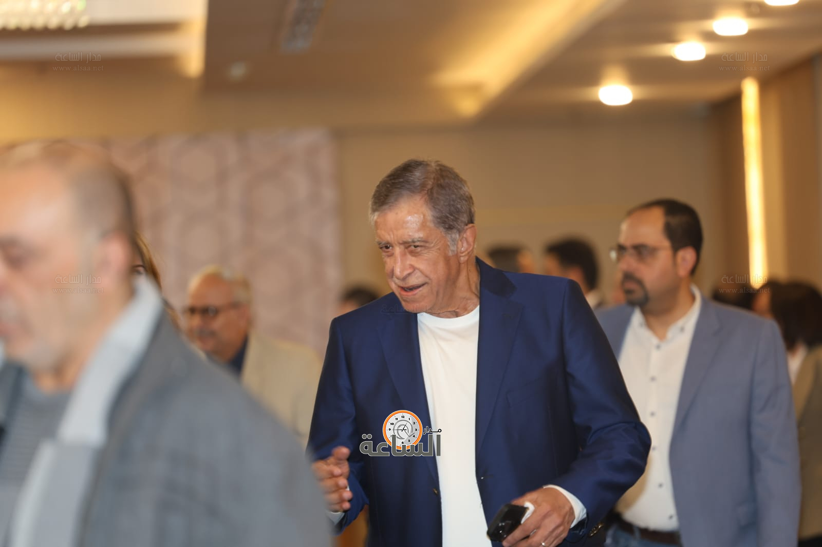 Madar Al-Saa Images 0.7384515591301528