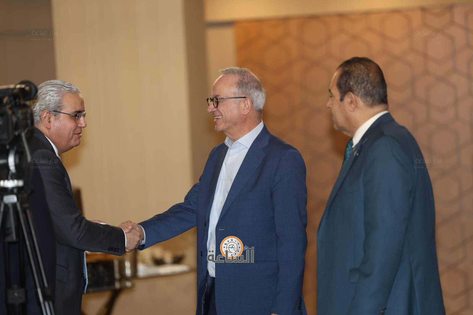 Madar Al-Saa Images 0.05860370034982698