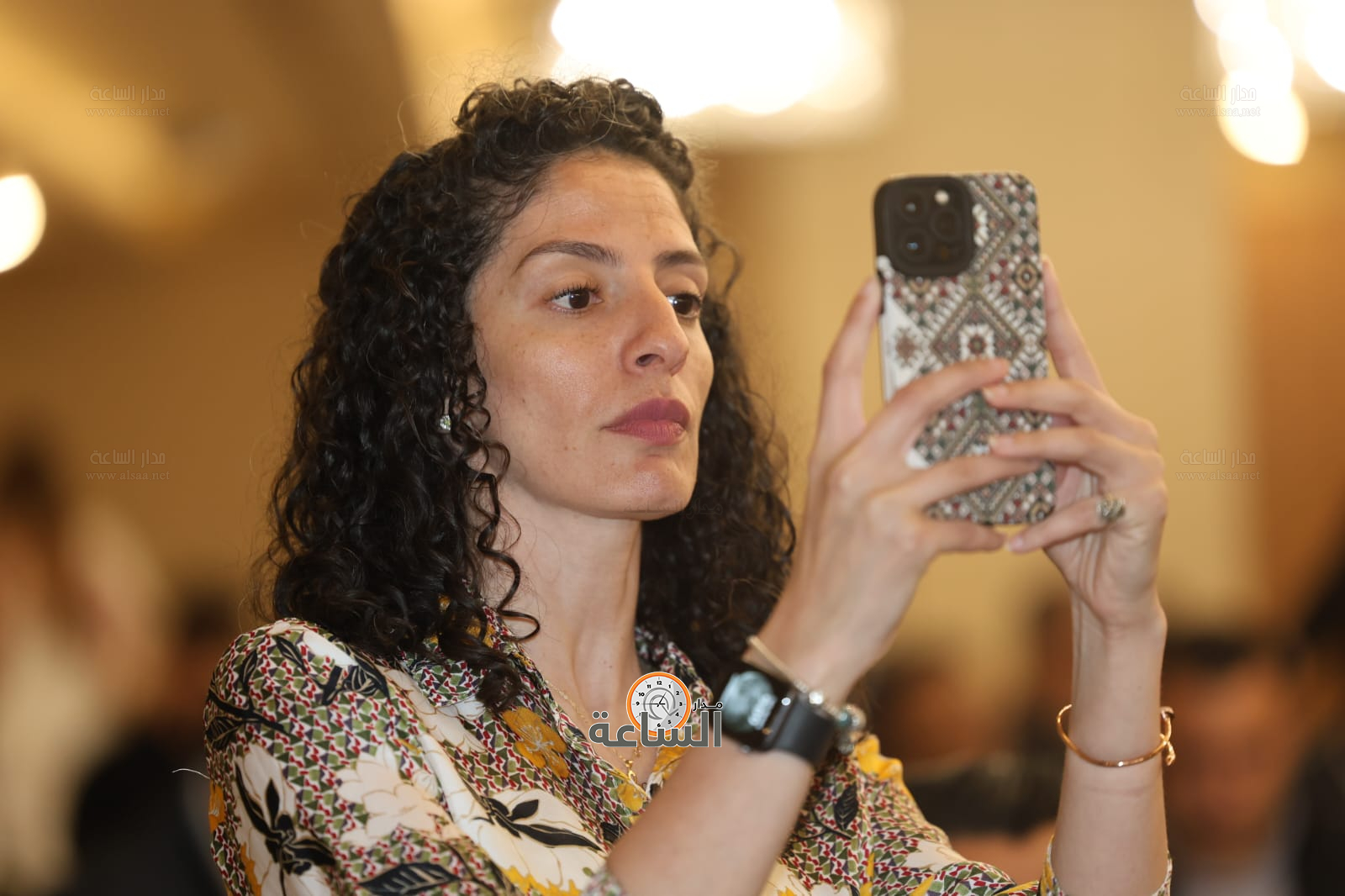 Madar Al-Saa Images 0.815526794935745