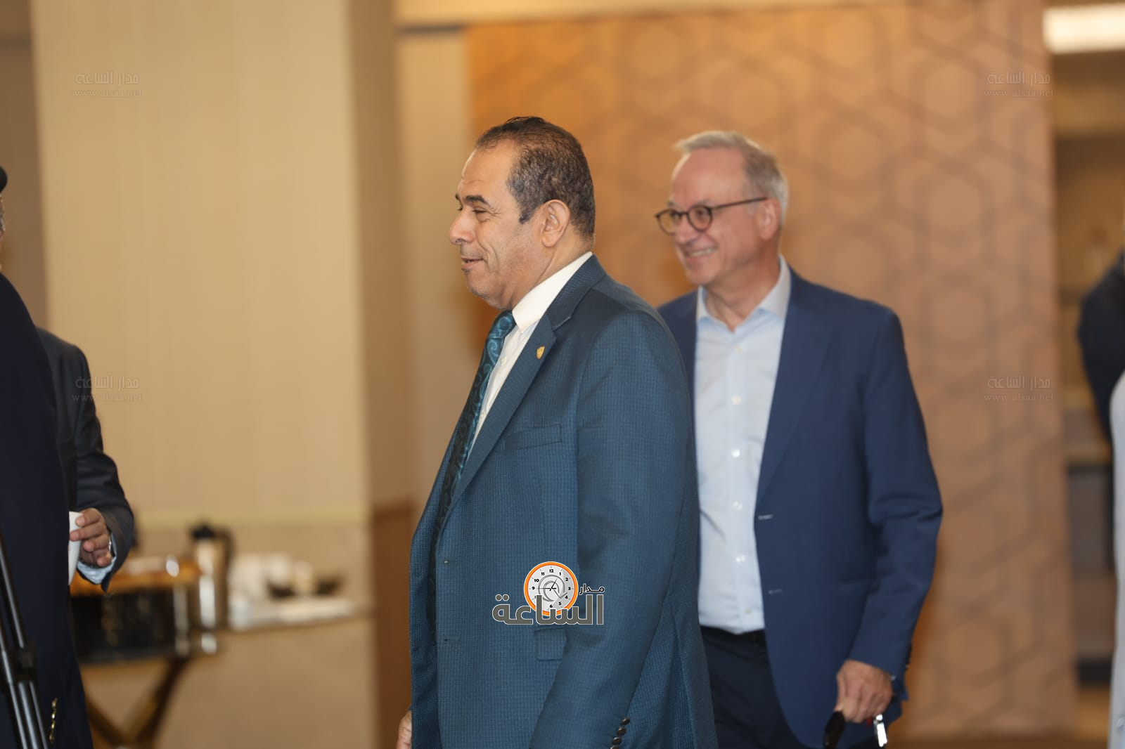 Madar Al-Saa Images 0.42483667320406004