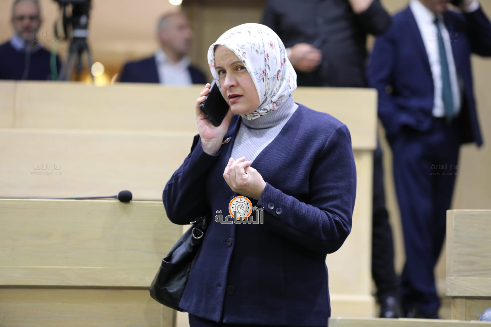 Madar Al-Saa Images 0.08910781309448734