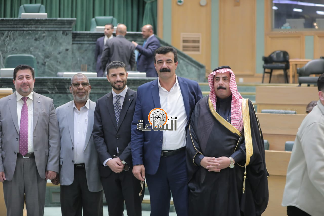 Madar Al-Saa Images 0.4747933731708913