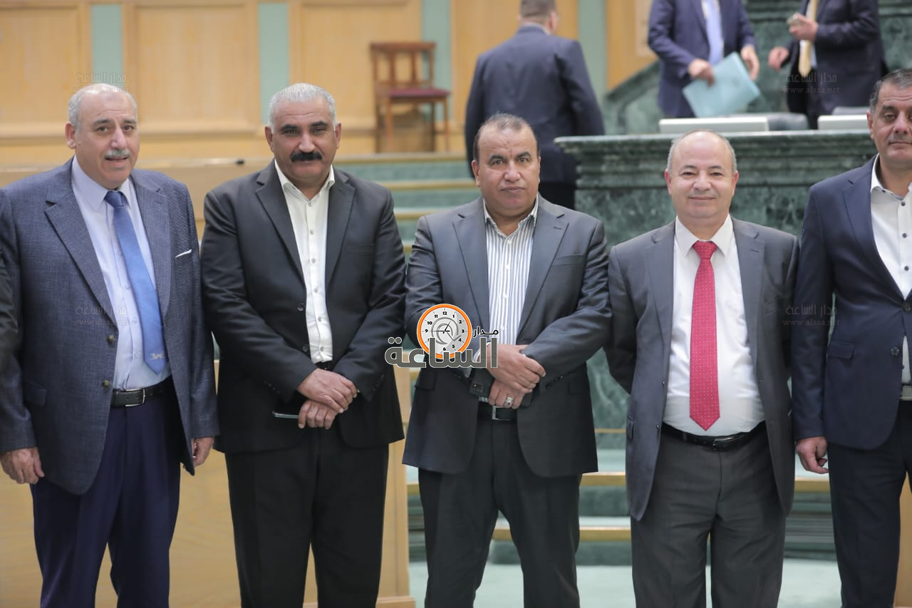 Madar Al-Saa Images 0.41751032574850755