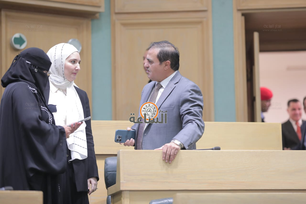 Madar Al-Saa Images 0.529571906160748