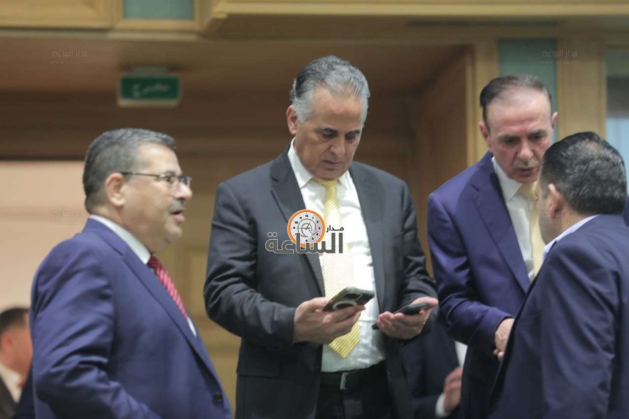 Madar Al-Saa Images 0.6343386324671023