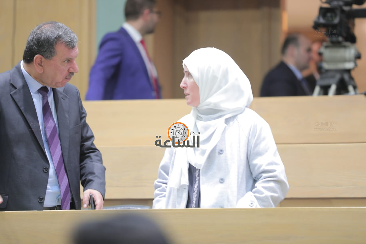 Madar Al-Saa Images 0.6971470882223743