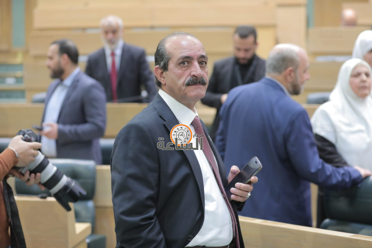 Madar Al-Saa Images 0.9067630326311358