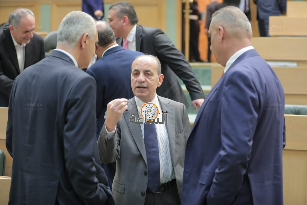 Madar Al-Saa Images 0.3113565893949113