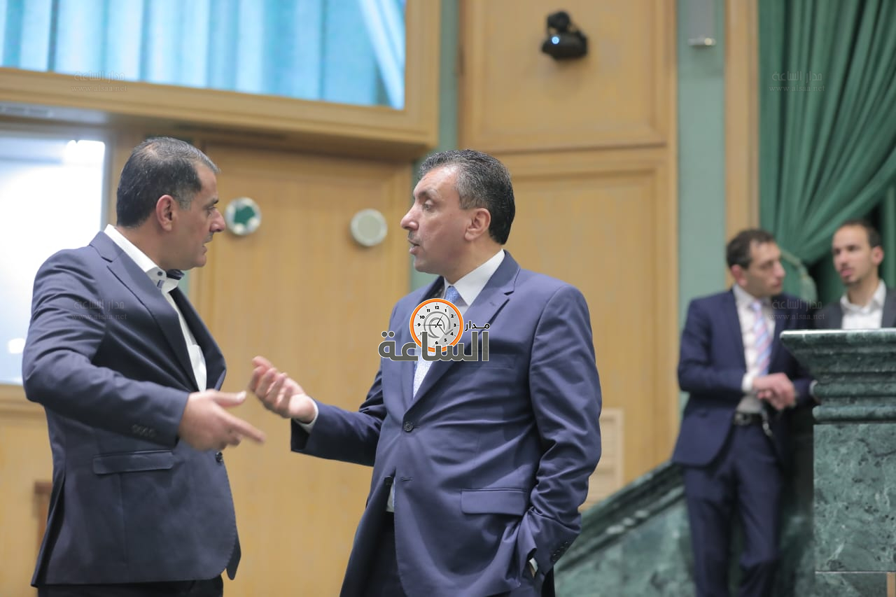 Madar Al-Saa Images 0.22157414767432004