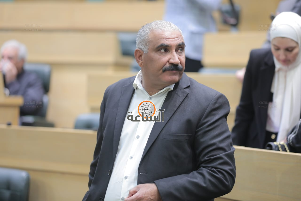 Madar Al-Saa Images 0.0196185744466979