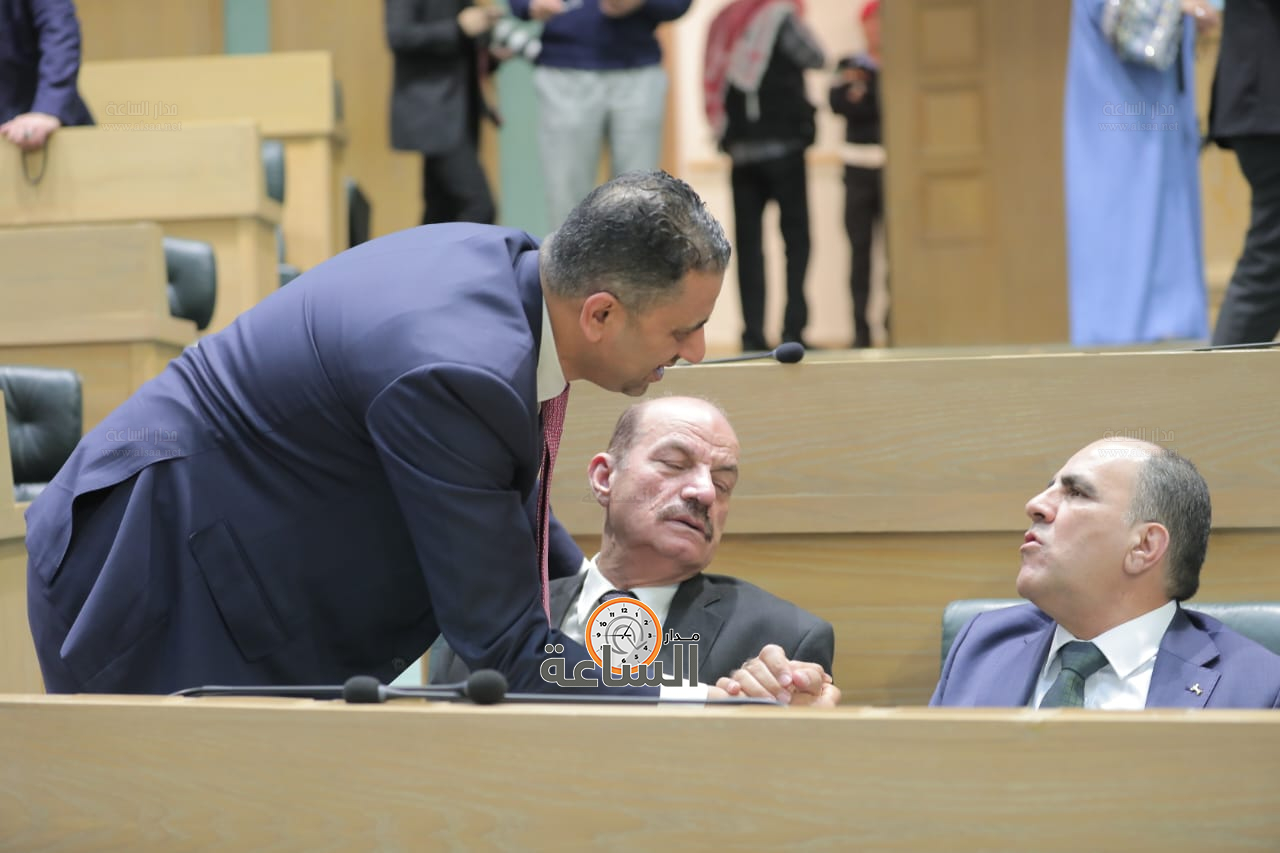 Madar Al-Saa Images 0.7687479045255521