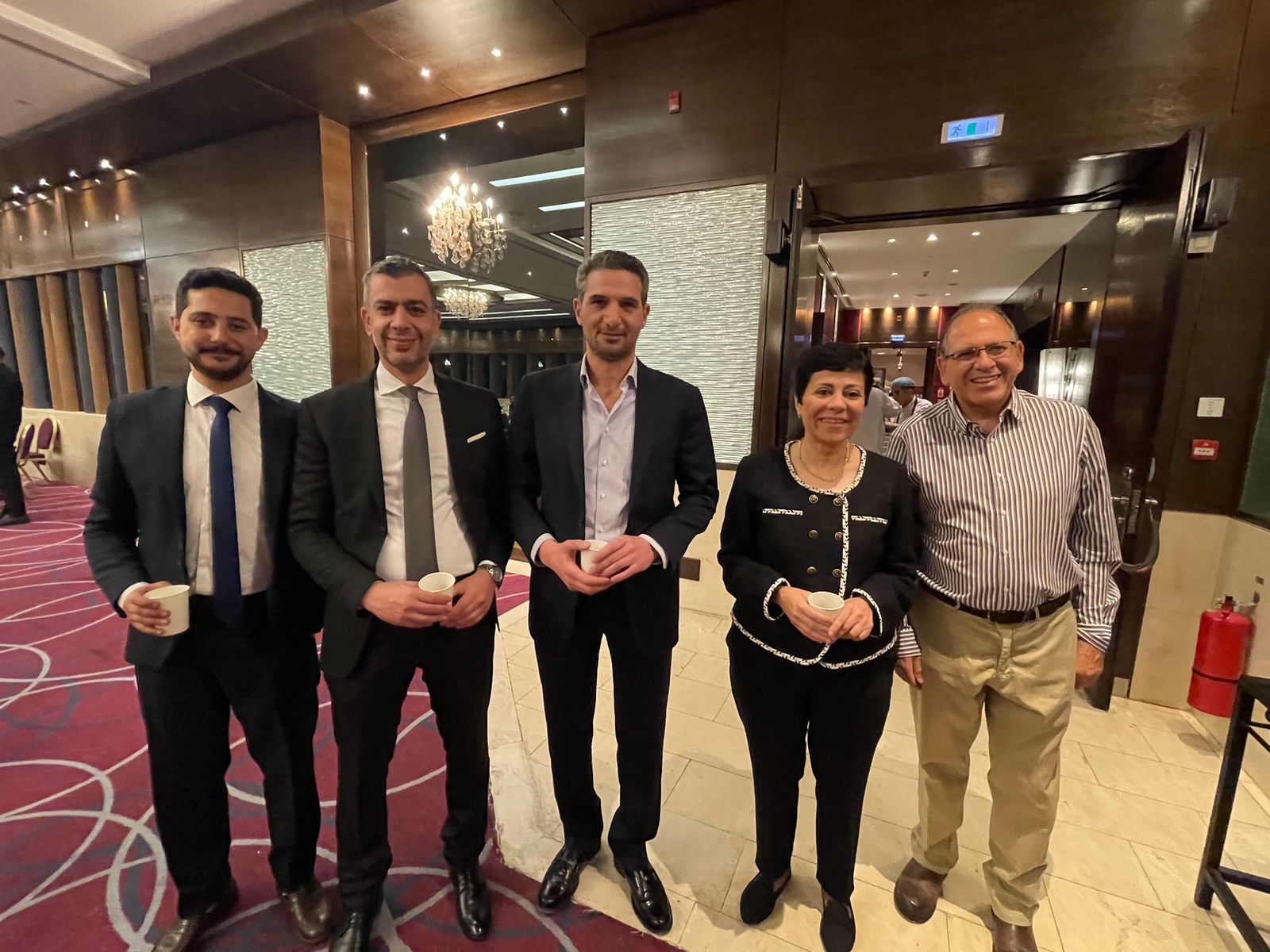 Madar Al-Saa Images 0.2994646117216282