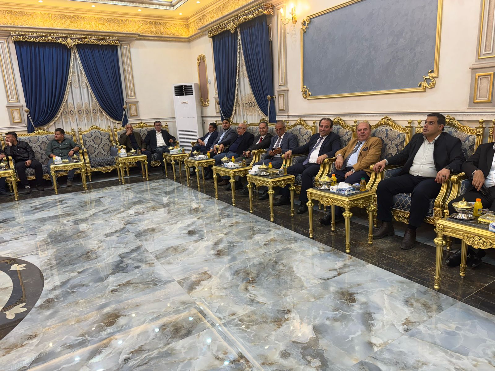 Madar Al-Saa Images 0.2718461091606792