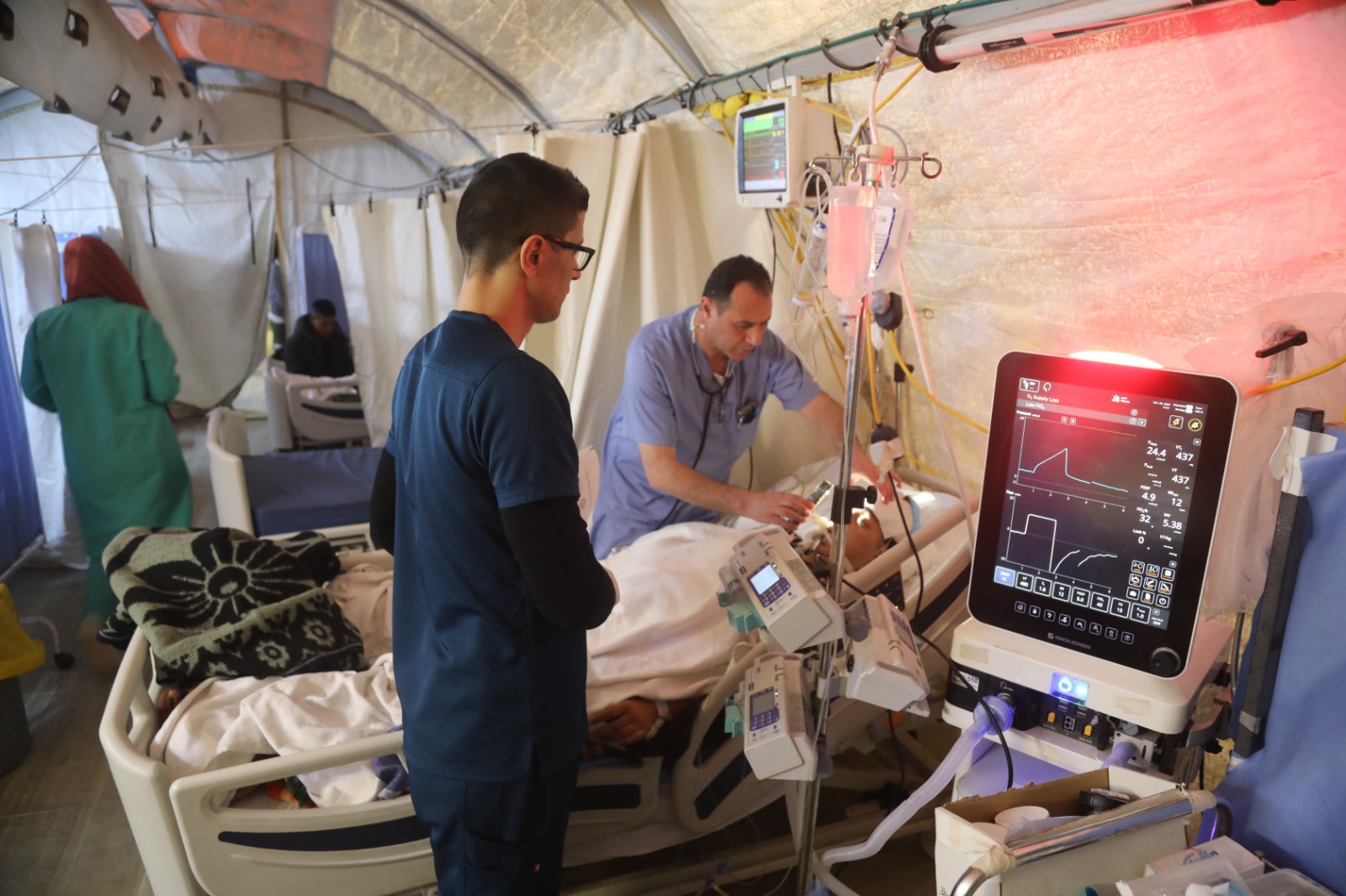 Madar Al-Saa Images 0.22053058584488316