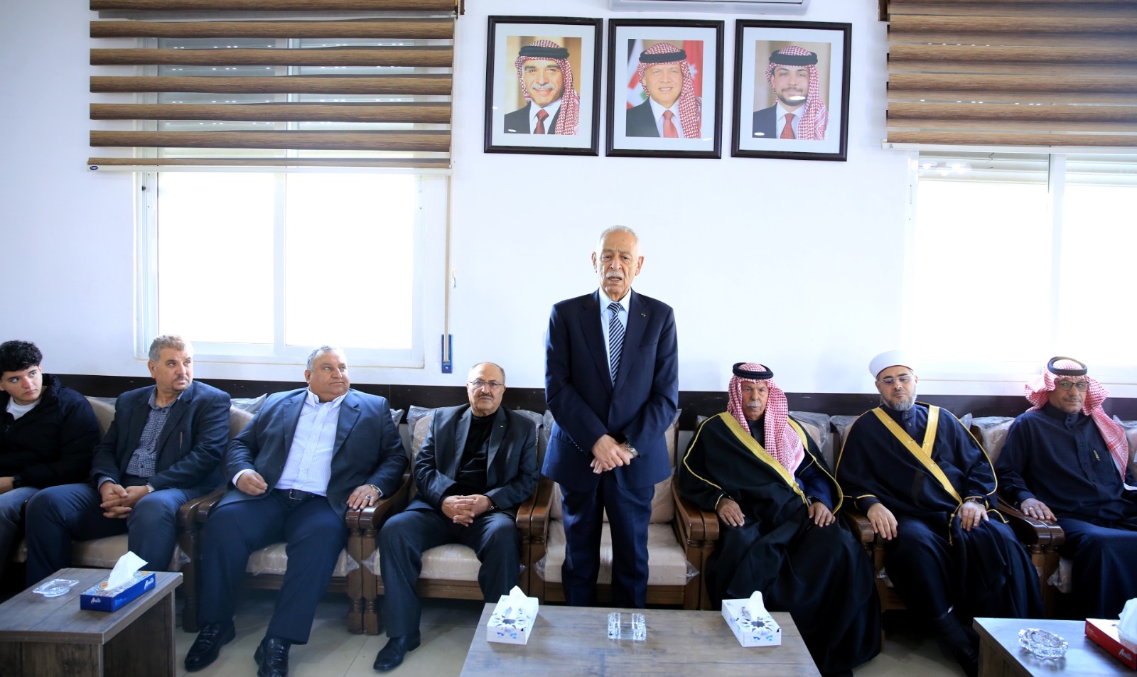 Madar Al-Saa Images 0.47906350209787396