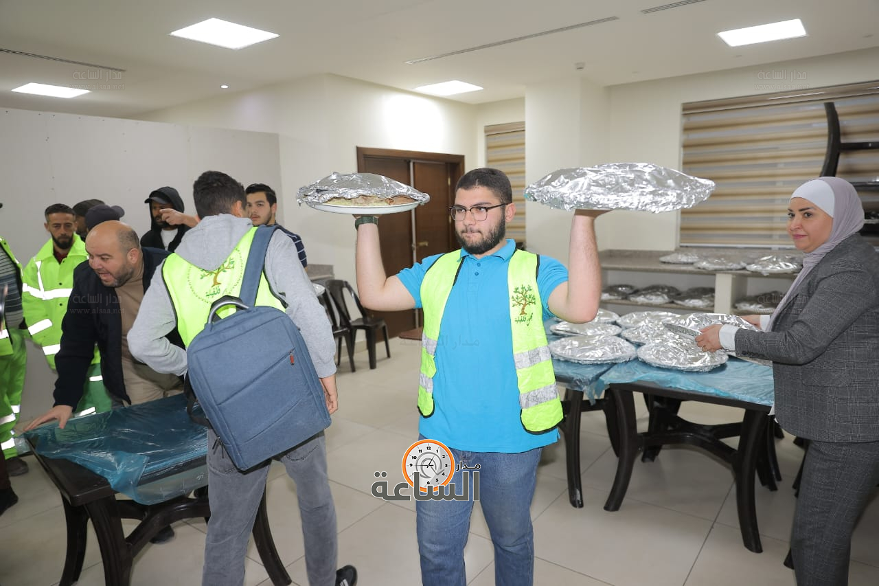 Madar Al-Saa Images 0.41942895259275503