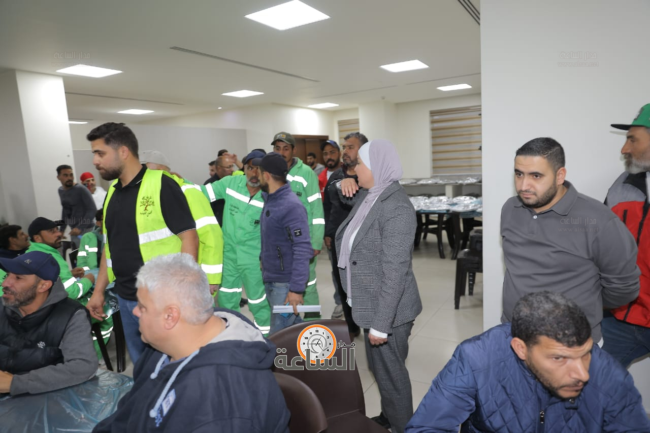 Madar Al-Saa Images 0.4039021778802787