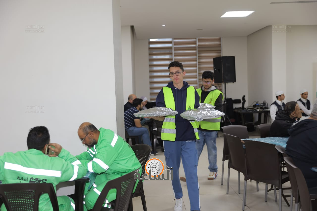 Madar Al-Saa Images 0.9772660655877397