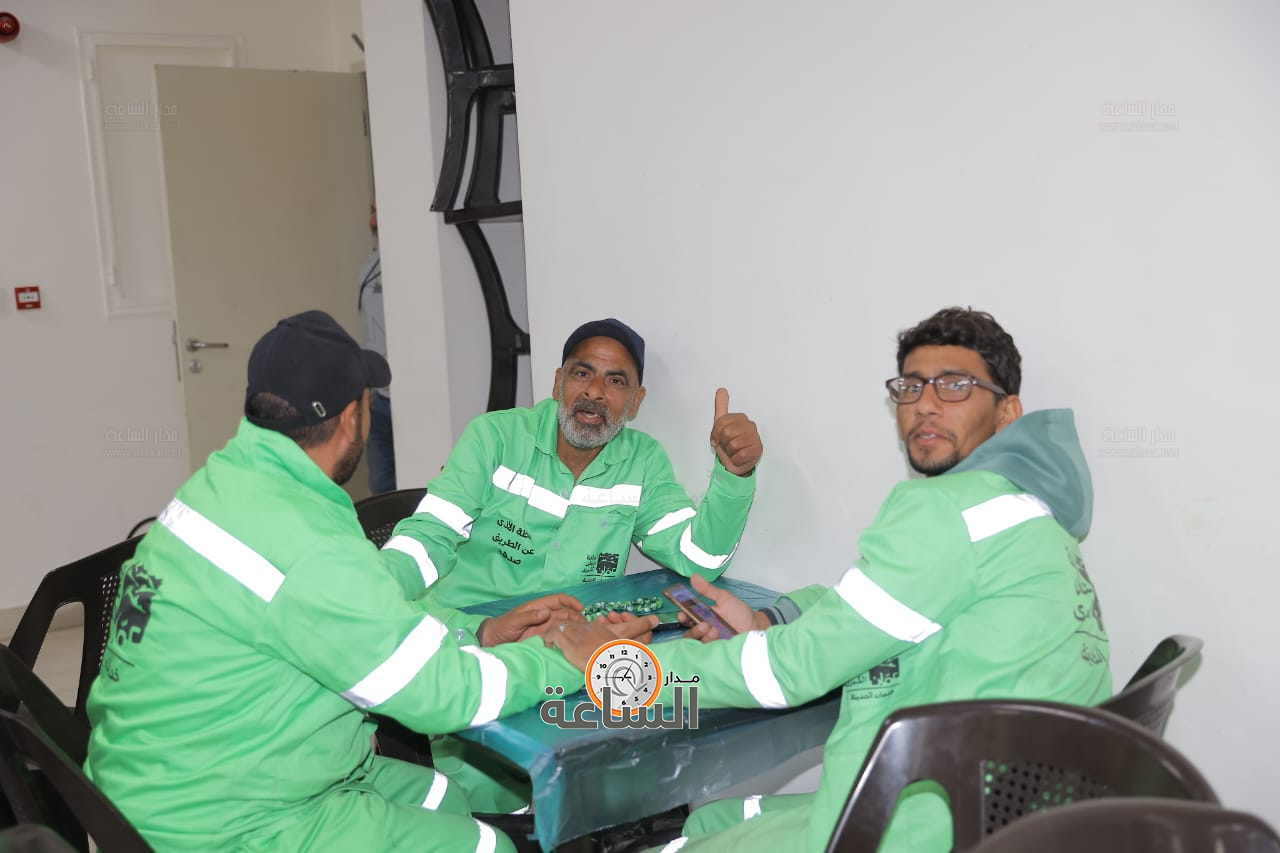 Madar Al-Saa Images 0.736809683639768