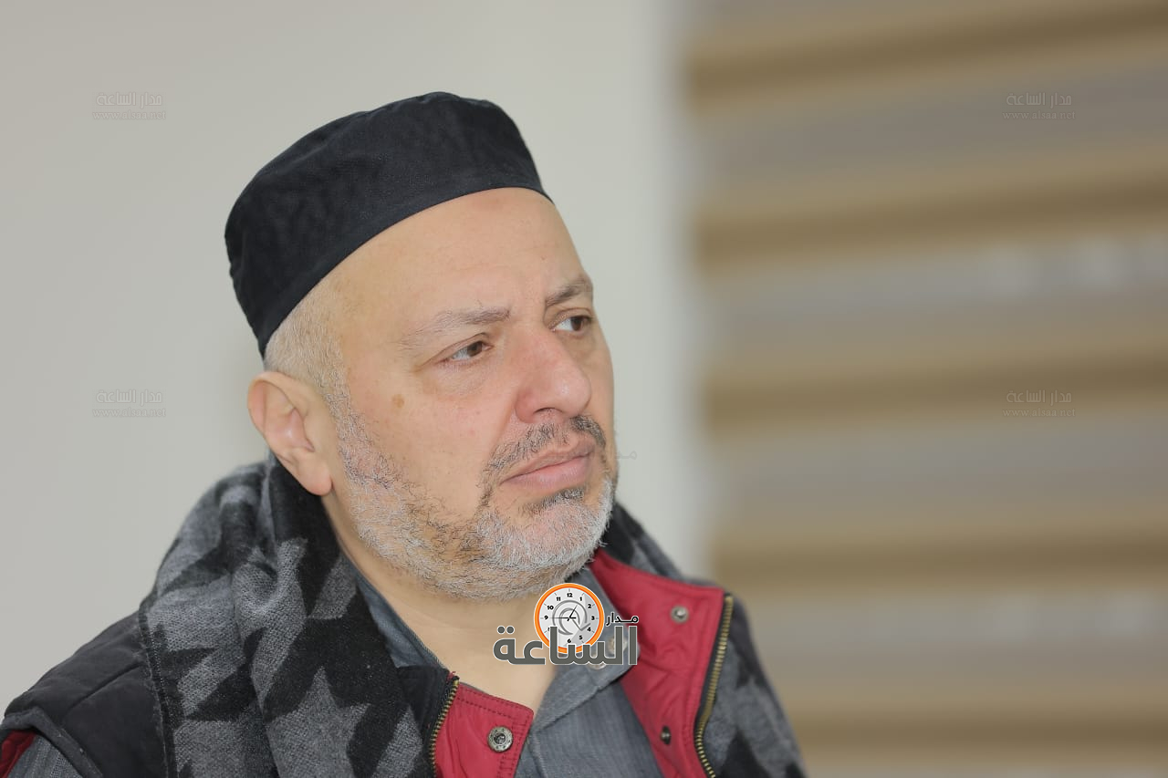 Madar Al-Saa Images 0.7012448041182777