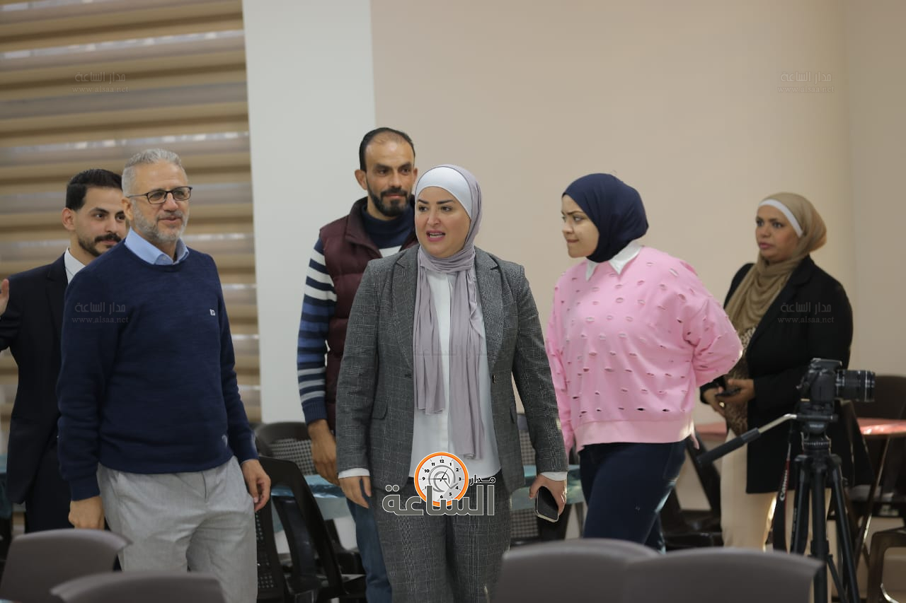 Madar Al-Saa Images 0.4532059710482381