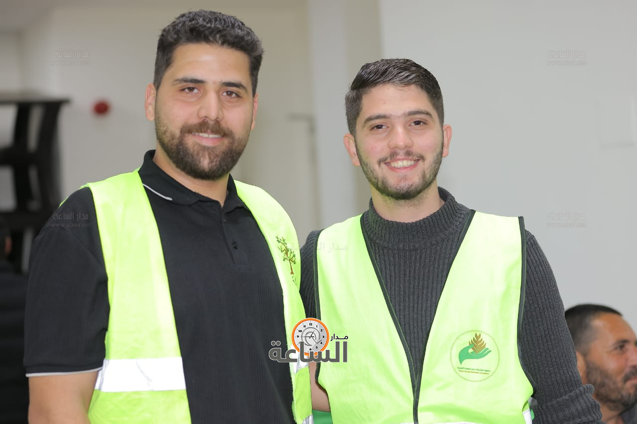 Madar Al-Saa Images 0.8647759727339253