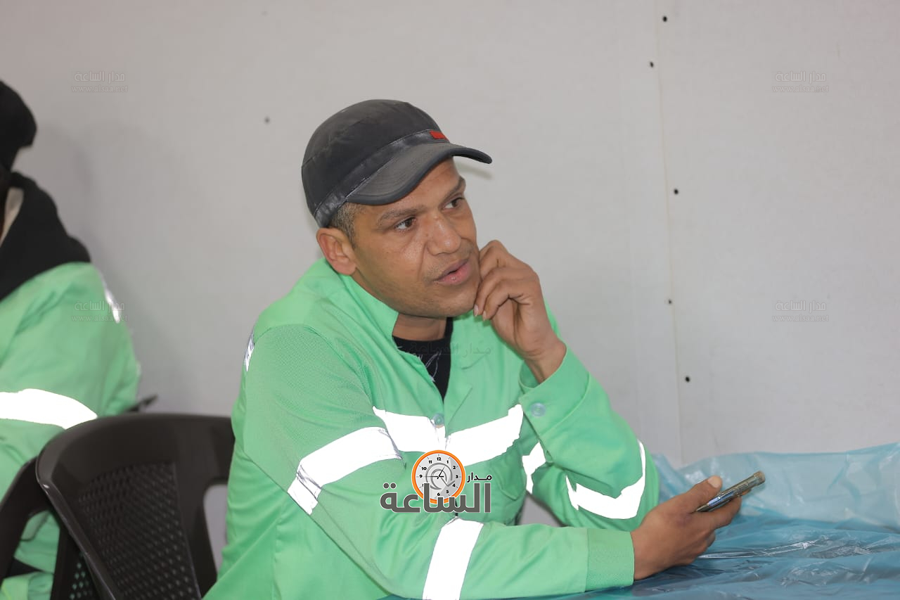 Madar Al-Saa Images 0.8239310655352845