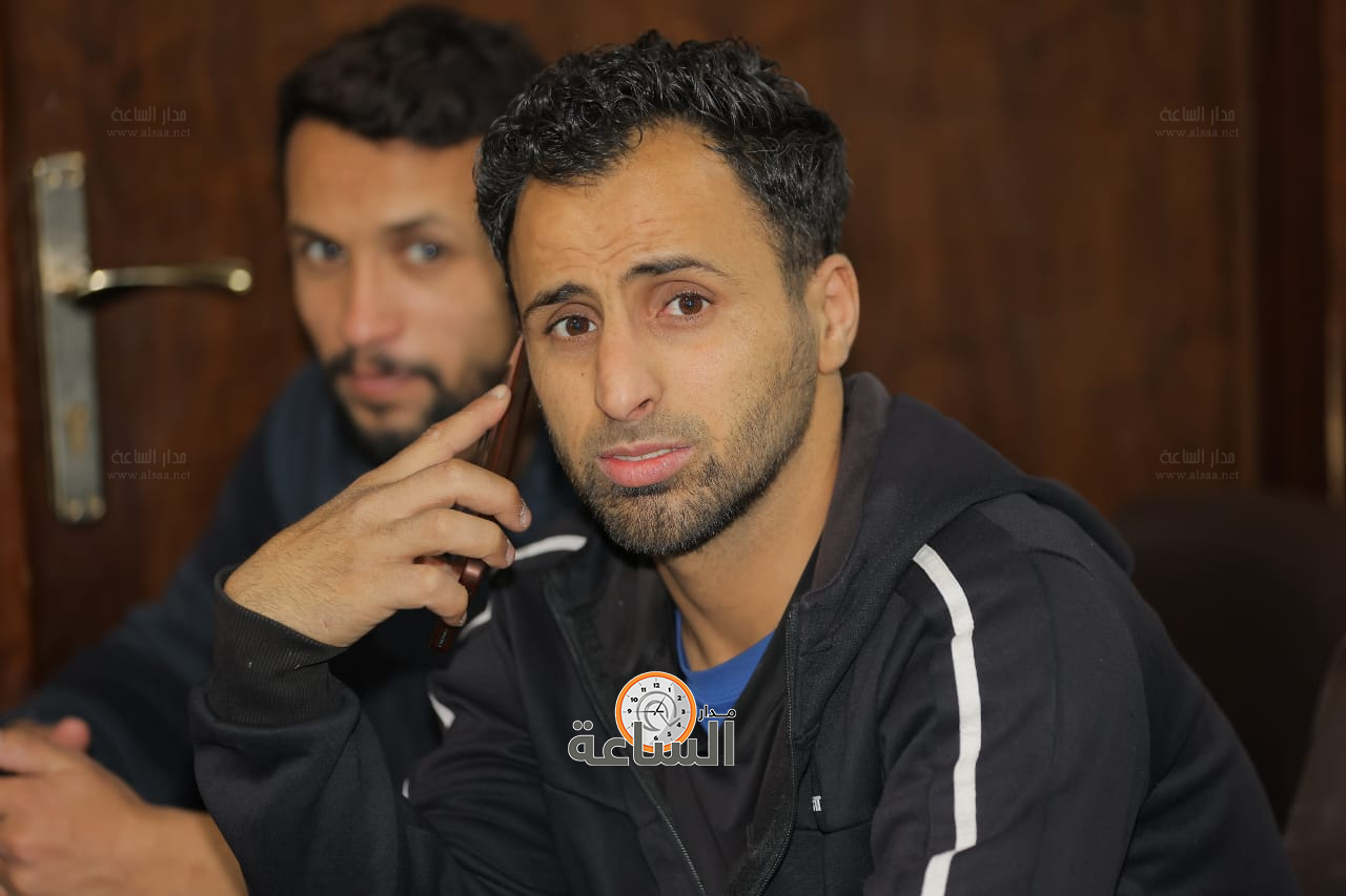 Madar Al-Saa Images 0.382209210021363